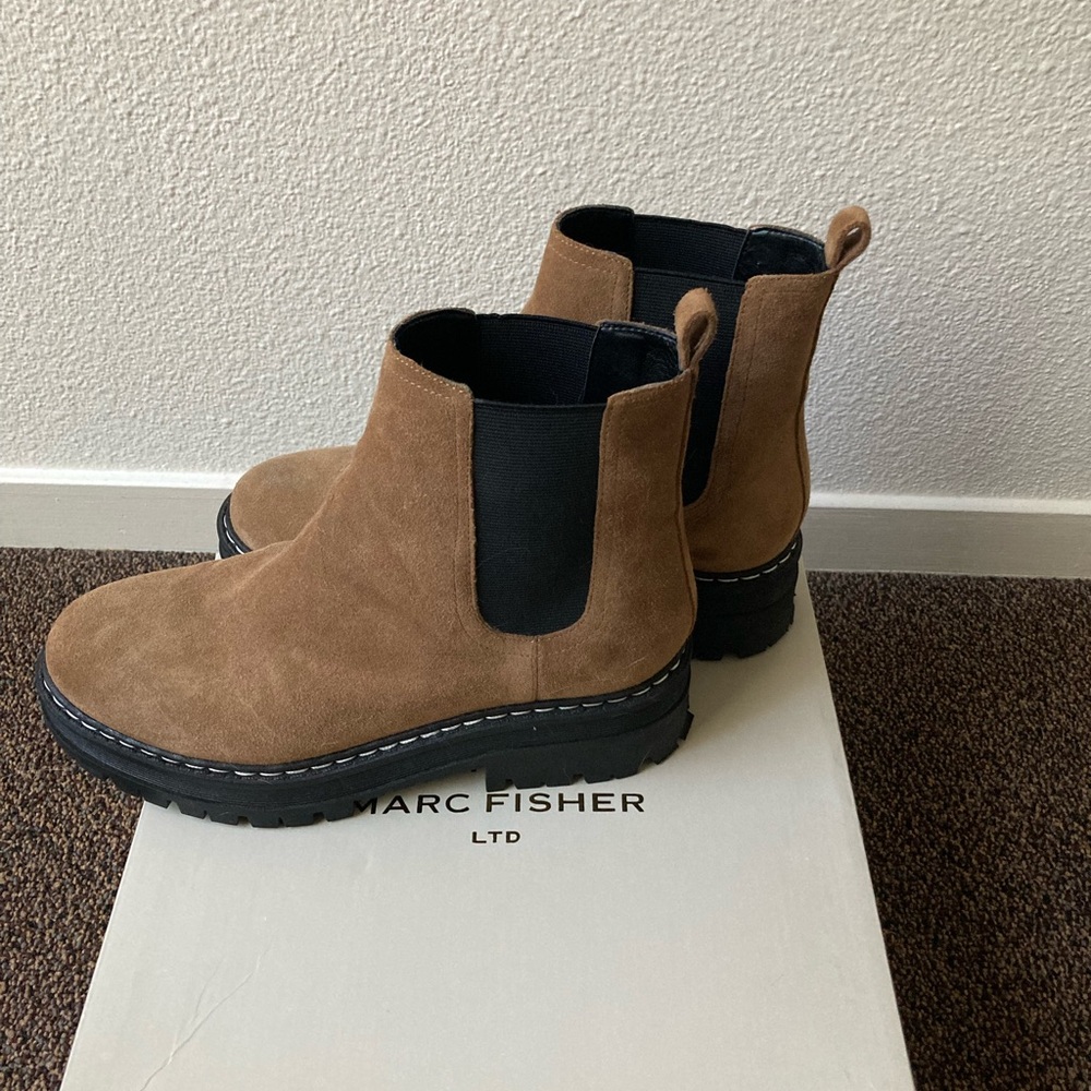 Suede Boot Marc Fisher Size 7 - image 1